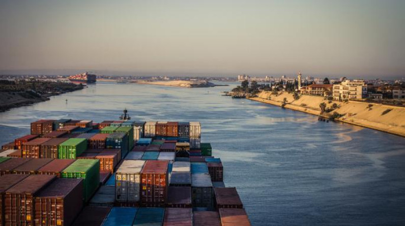 استثمارات صينية بقيمة 700 مليون دولار في ميناءين مصريين